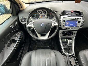 Lancia Delta - 10