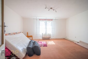 Rezervované:Príjemný rodinný dom a pozemok vo Veľkej Lomnici - 10