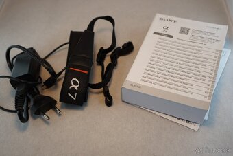 Fotoaparát Sony Alpha A7 II objektív Samyang AF 35/2.8 FE - 10