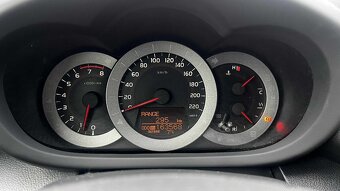 Toyota RAV4 2.0 benzin - 10