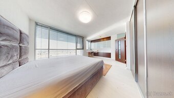 Luxusný 5i. RD, garáž, 3x kúpeľňa, Vavrinecká ul.,Nové Mesto - 10