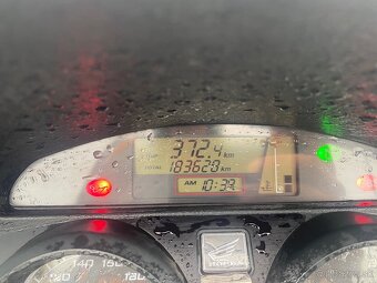 Honda Varadero XL1000 - 10