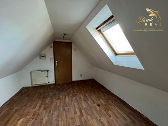 Rodinný dom - Chalupa usadená v peknom prostredí - 10