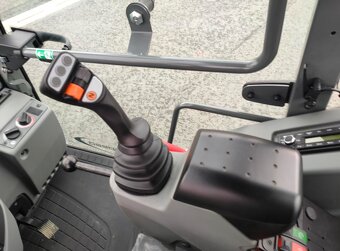 TELESKOPICKÝ NAKLADAČ KRAMER KL35.8T - 10