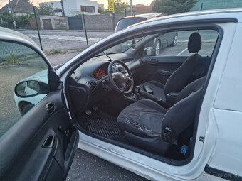 Peugeot 2 dvere 2 Sedačky - 10