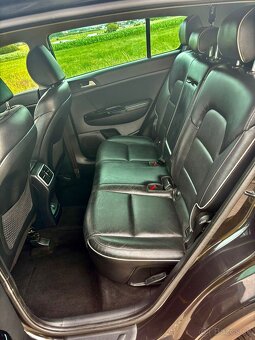 KIA Sportage 2.0 CRDi 4WD 185k AUTOMAT - 10