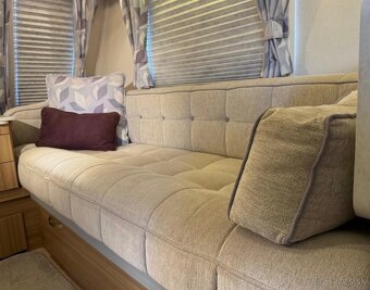 🔱 Luxusní zimní karavan Lunar Clubman CK 2019 – ALDE - 10