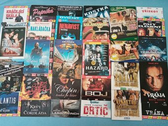 Orig.200 DVD komedie v kartonu od 0.5 eura (v češtině ;o) - 10