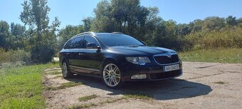 Skoda Superb 3.6 V6 DSG - 10