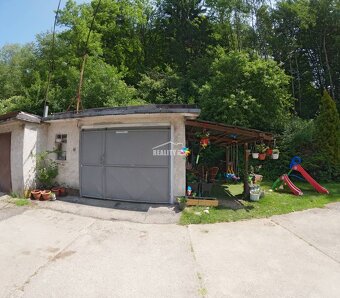 Exkluzívne na predaj 2-izbový tehlový byt s vlastnou garážou - 10