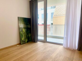 NA PREDAJ 2 IZBOVÝ BYT S BALKÓNOM V REZIDENCII VYDRICA - 10