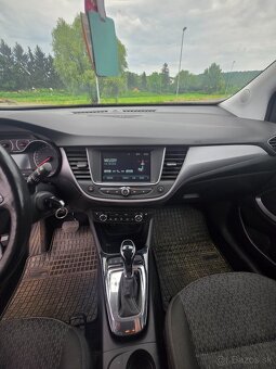 Opel Crossland X 1.2 Turbo Benzín (81 kW) • Automat • 2018 - 10