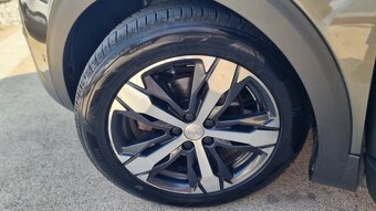 Peugeot 3008 1,6 Blue HDi Allure 88kW - 10