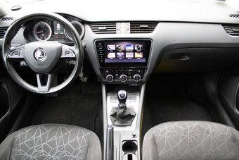Škoda Octavia III combi - 10