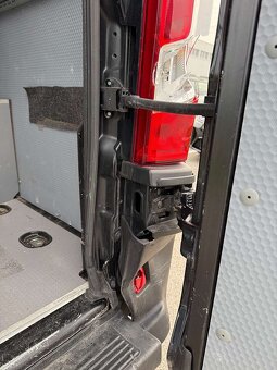 Citroën Jumper 35+ L4H3 2.2 HDi 140k –( v záruke) - 10