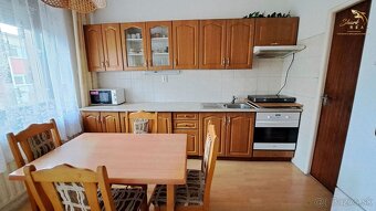 NOVINKA Dvojgeneračný dom na PREDAJ - 10