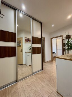 NA PRENÁJOM 3 izbový zariadený byt 67m2+lodžia, Kurská ulica - 10