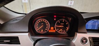 BMW E91 320d 184k Touring - 2011 - 10