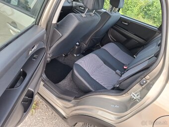 Fiat Sedici 1.6 benzín 4x4 - 10