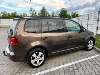 VW TOURAN 1.6TDi 77kW 2011 CR - 10