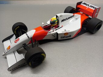 F1 MCLAREN FORD MP4/8 1993 AYRTON SENNA MINICHAMPS 1:18 - 10