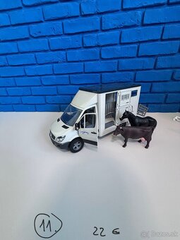 Bruder - 10