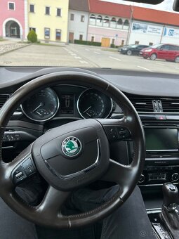Škoda Superb 3.6 V6 L&K - 10
