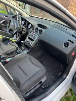 Peugeot 308 - 10