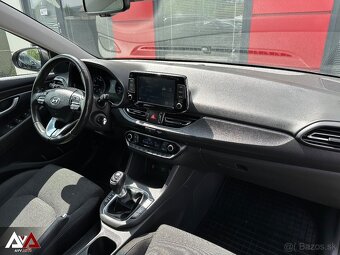 Hyundai i30 CW 1.5 T-GDi mHEV iMT Family, 130 540km, SR - 10