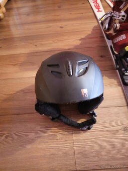 ​⛷️ PREDÁM: KOMPLETNÝ LYŽIARSKY SET - 10