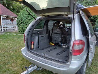 CHRYSLER VOYAGER + PRÍVESNÝ VOZÍK + MARKÍZA - 10