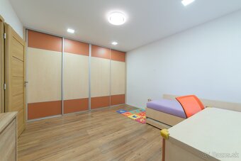 Luxusný, 3 - izbový byt po kompletnej rekonštrukcii - 10