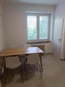 PRENÁJOM~2-izbový byt s balkónom na Hospodárskej ul. Trnava - 10