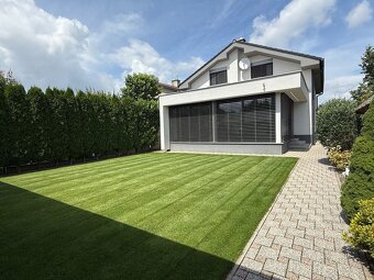 Krásny 5 izbový RD Jarovce na predaj - 10