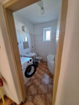 3 - izbový rodinný dom Dolný Hričov - 10