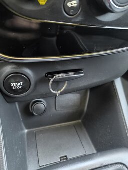 Renault Clio 4 - 10