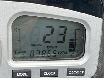 Predám skúter GILERA NEXUS 125 ie - 10