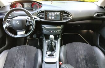 Peugeot 308 GT 1.2 e- 130k Business 6M benzín - 10