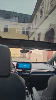 VW ID.4 PRO 82kWh Pano Metrix Head-up Tažné - 10
