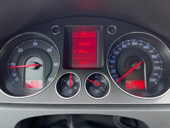 Volkswagen Passat 1.9TDi B6 - 10