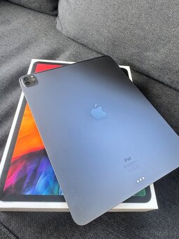 iPad Pro 12,9″ (4. gen.) · A12Z Bionic · 256 GB · Wi-Fi - 10