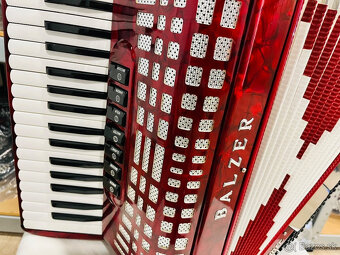 Predám krásny Taliansky akordeón Balzer Wagner 96 basový, to - 10