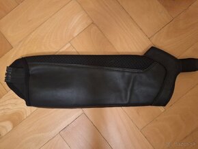 Jazdecká prilba a chapsy - 10