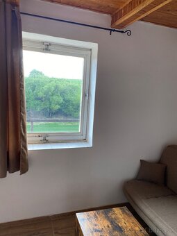 Murovaná chata Borčice - 10