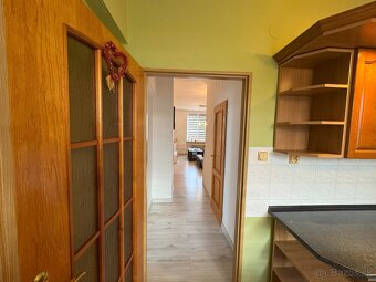 ZNIZENA CENA Trojizbový byt v centre mesta Veľký Krtíš - 10