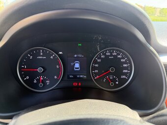 KIA STONIC 1.6CRDI PLATINUM - 10