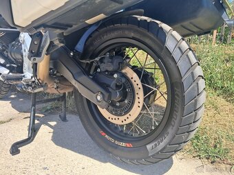 Moto Guzzi V 85 TT Travel abs - 10