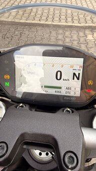Ducati monster 821- 4000km - 10