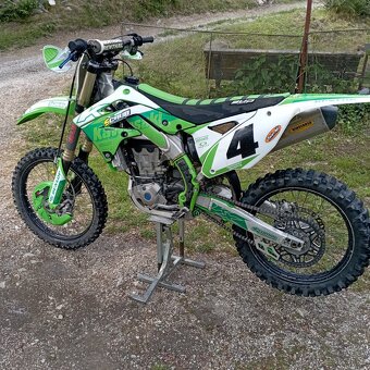 Kawasaki - 10