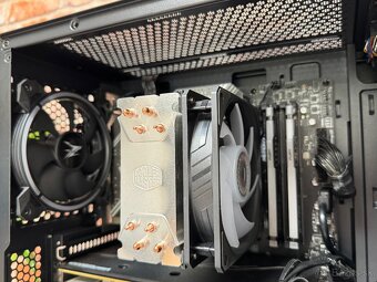 i3 12100F\16GB\RX 5700\SSD\850W Zdroj - 10